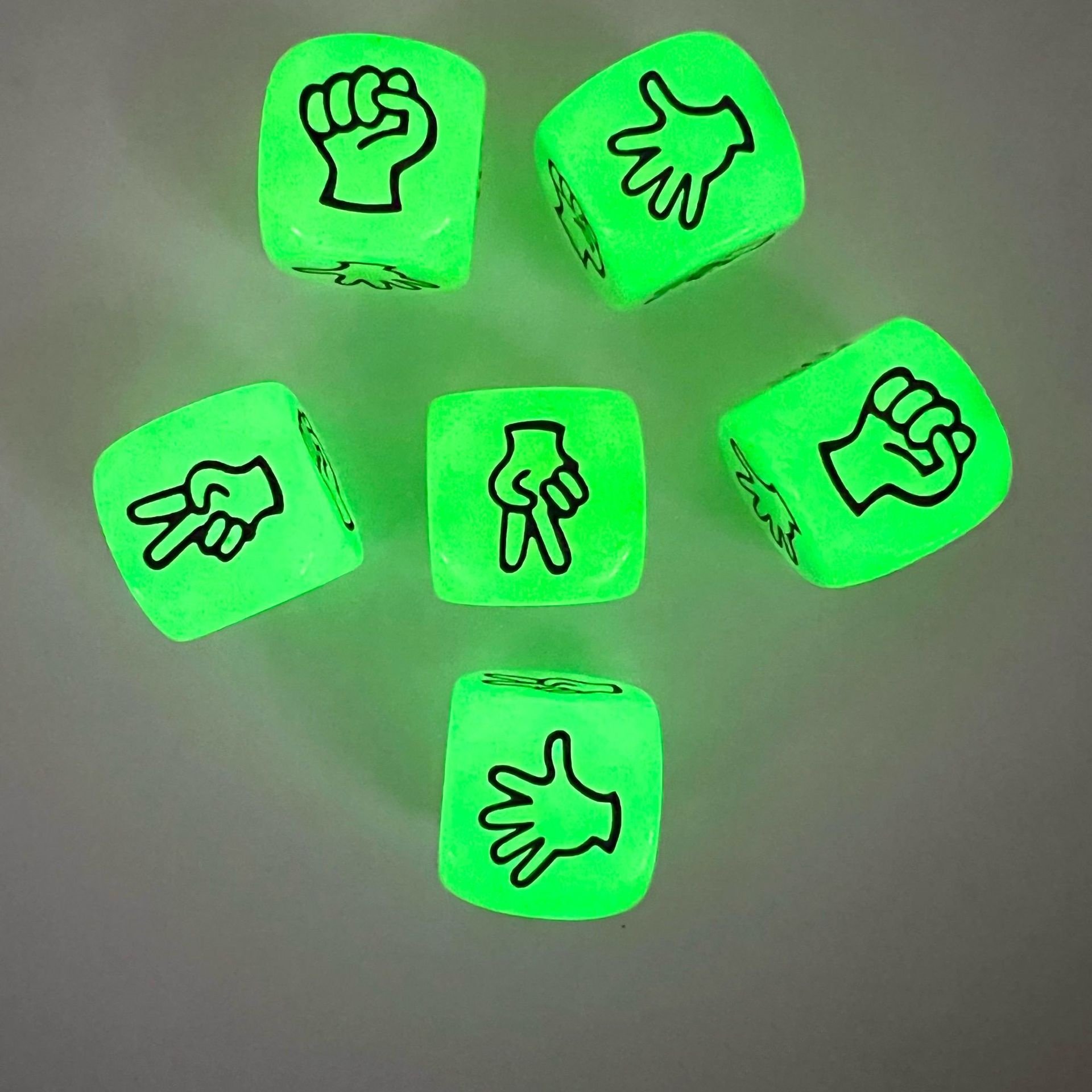 Custom Glow-in-the-Dark D6 Acrylic Dice 20MM Transparent Luminous Rock Paper Scissors Board Game Entertainment