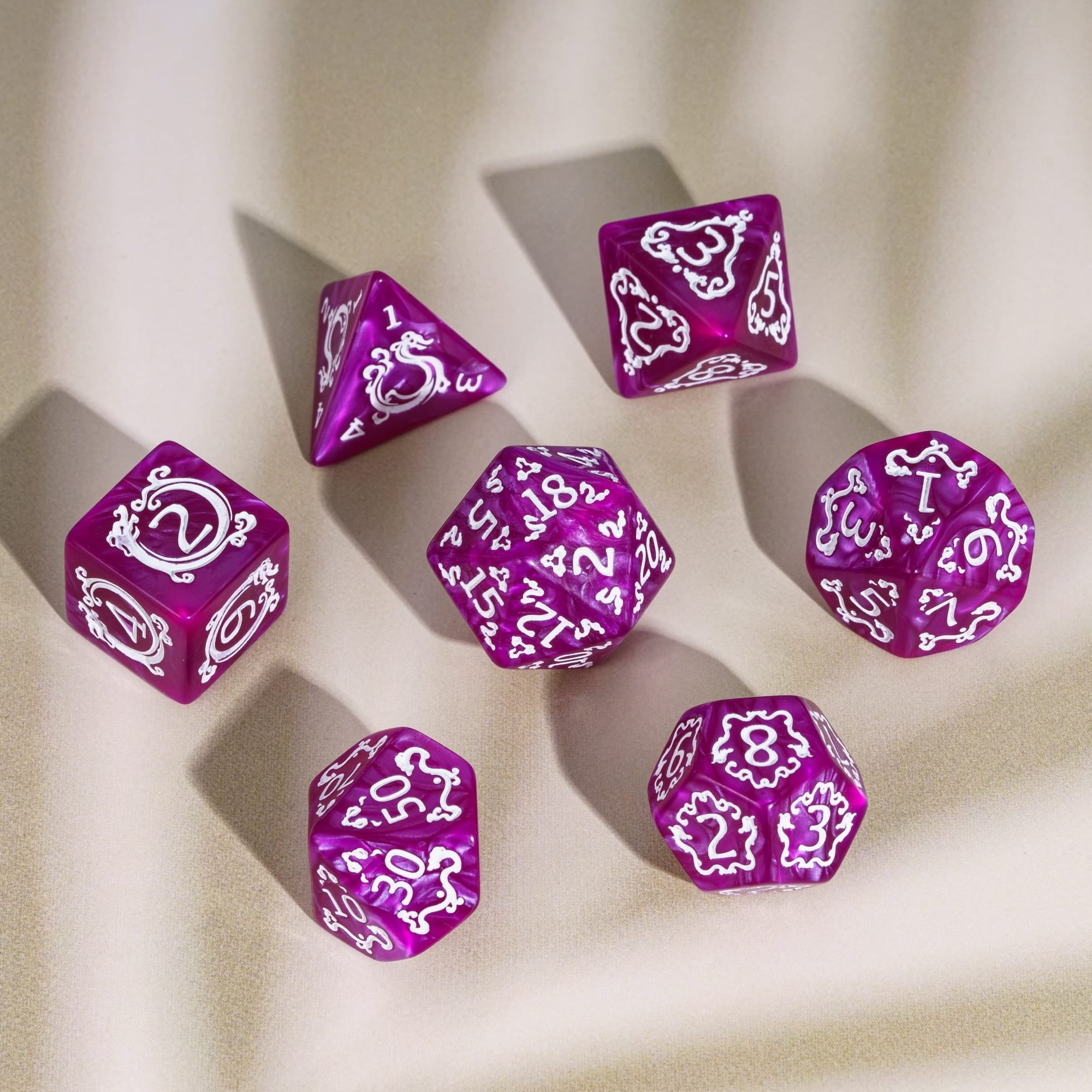 Udixi Custom logo polyhedral Dungeons and Dragon DND RPG dice bescon mystery dice board game Acrylic dice set