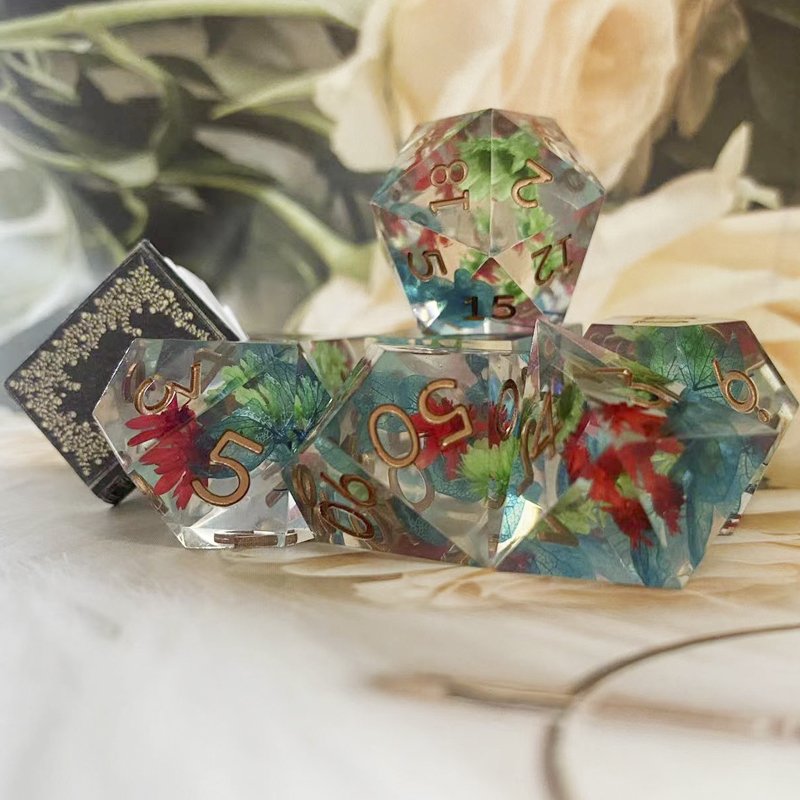 New polyhedral Dungeons & Dragons pointy corner resin flower dice set custom board game