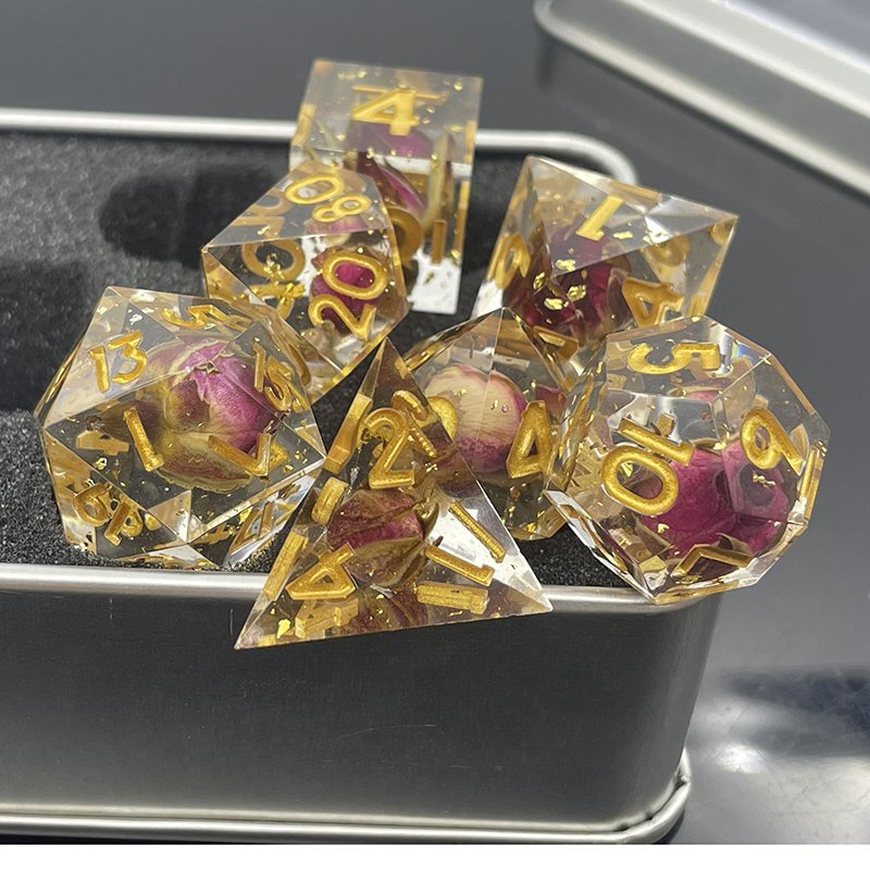 New polyhedral Dungeons & Dragons pointy corner resin flower dice set custom board game