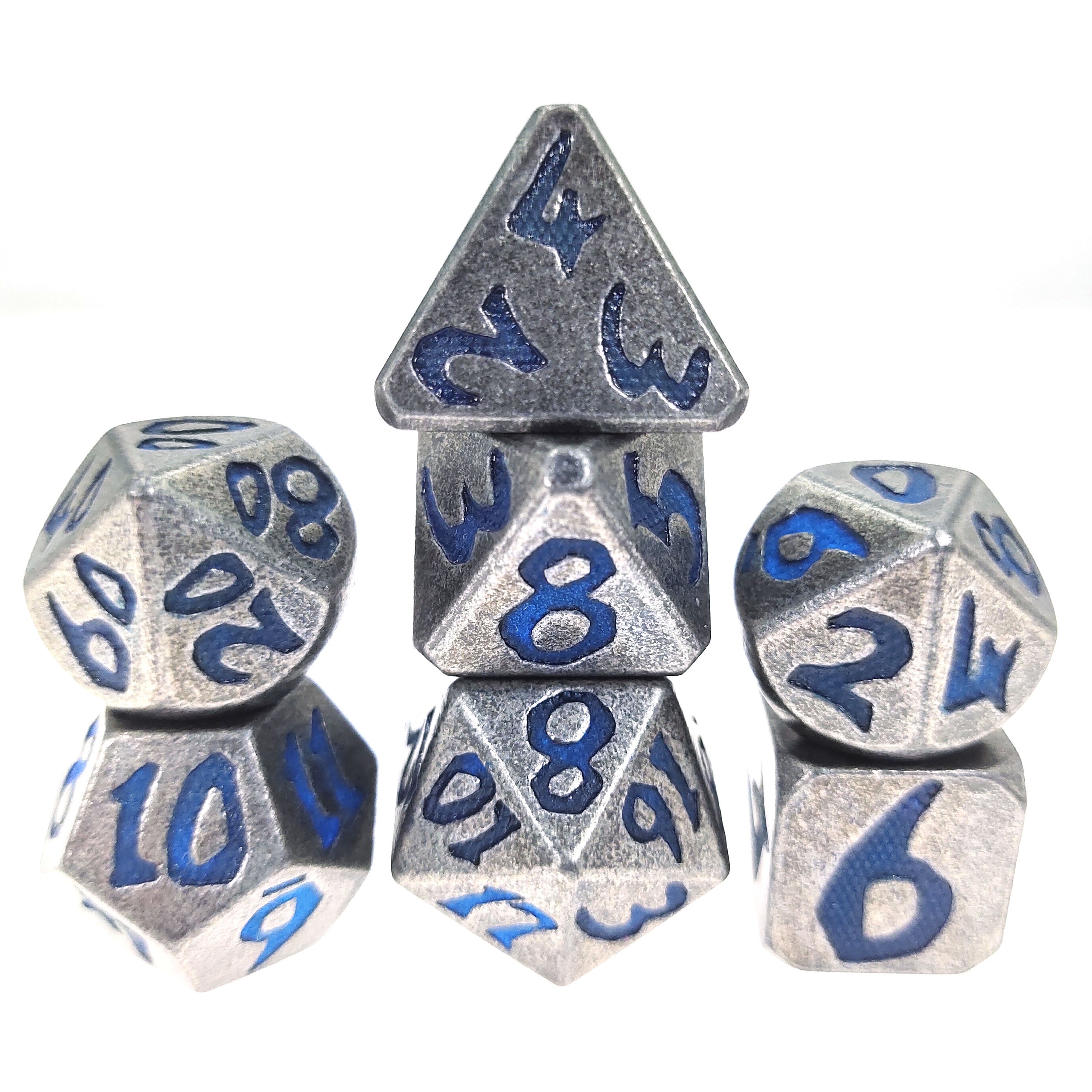 Blue Glowing Dice 7 PCS Polyhedral Dice Set for Rpg Dungeons And Dragons Board Game Metal Dice Set
