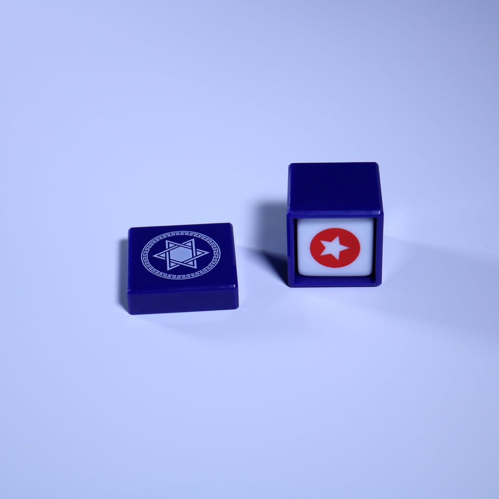 Clairaudience dice high quality trick, Children Best Gift Mental Dice Magic Trick,close up funny toy