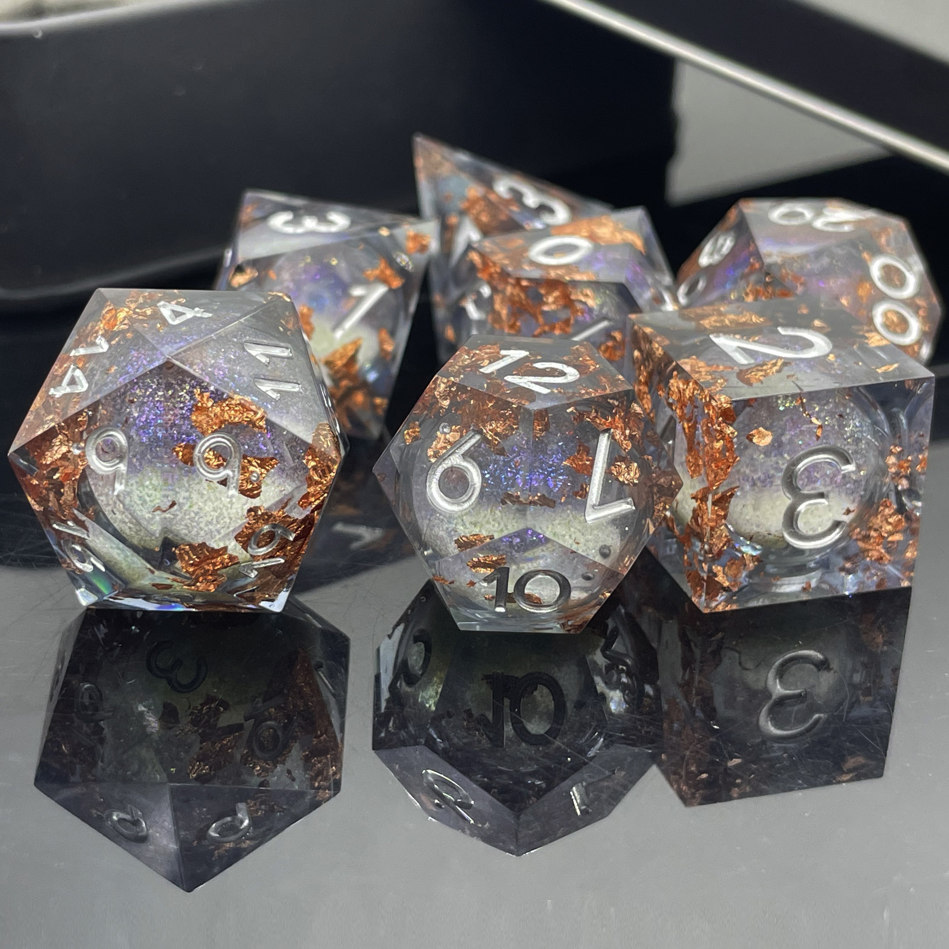 Multi-sided digital sharp-angled resin dice Dungeons & Dragons TPRG board game Board game dice can be customized