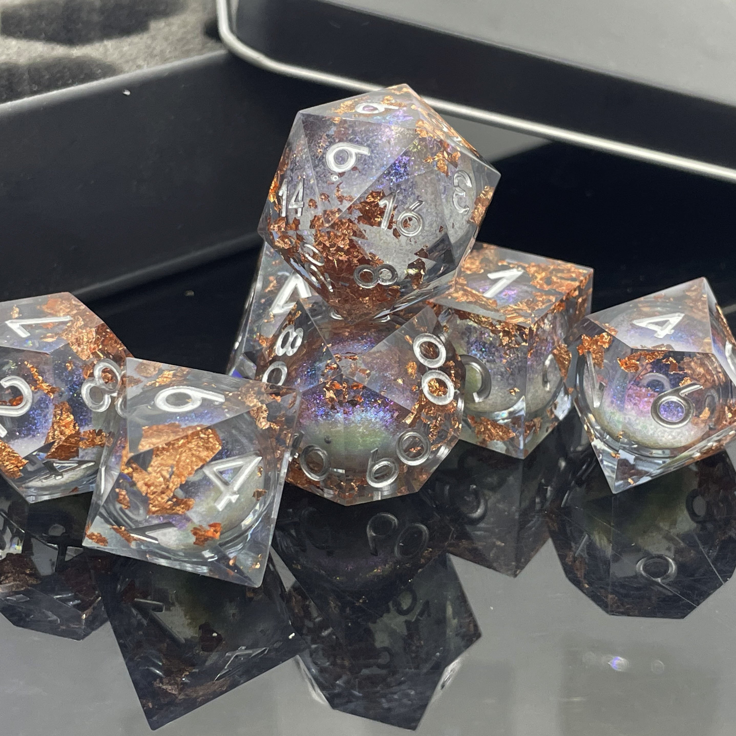Multi-sided digital sharp-angled resin dice Dungeons & Dragons TPRG board game Board game dice can be customized