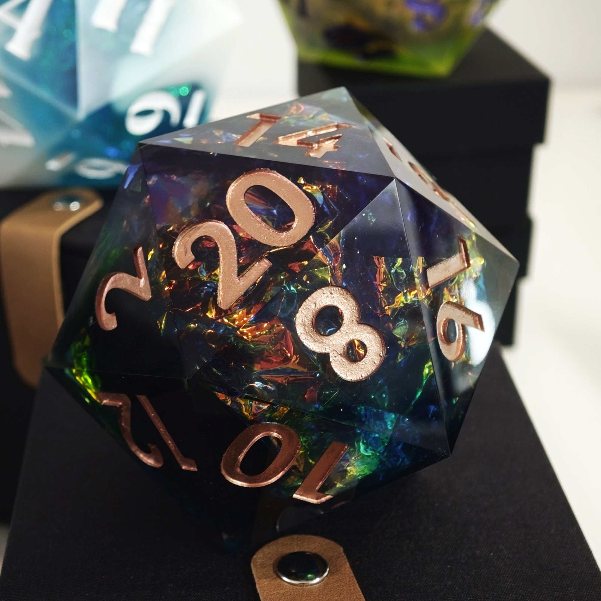 MINI PLANET Custom Resin D20 Dice Set For RPG Liquid Core Dice D20 Wholesale Custom Big Dragon Eye Liquid Core 20 Face Dice DND