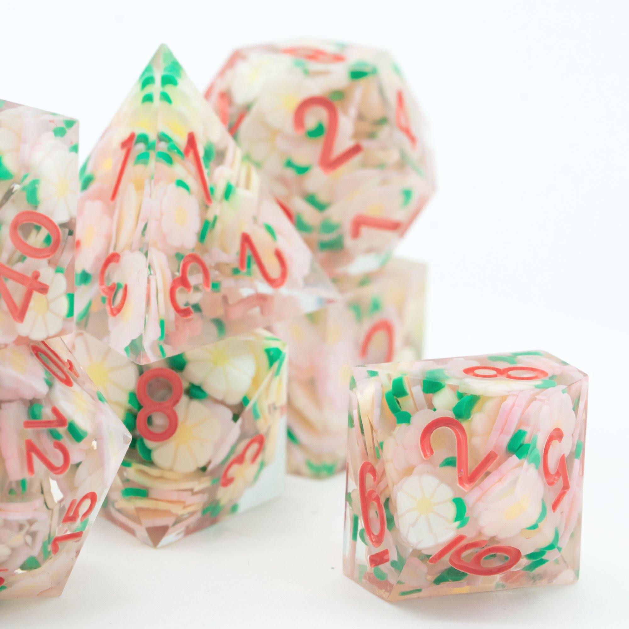 Udixi Custom Handmade Daisies/Circles Resin Dice Dungeons and Dragons DND role-playing game RPG board game Dice Set