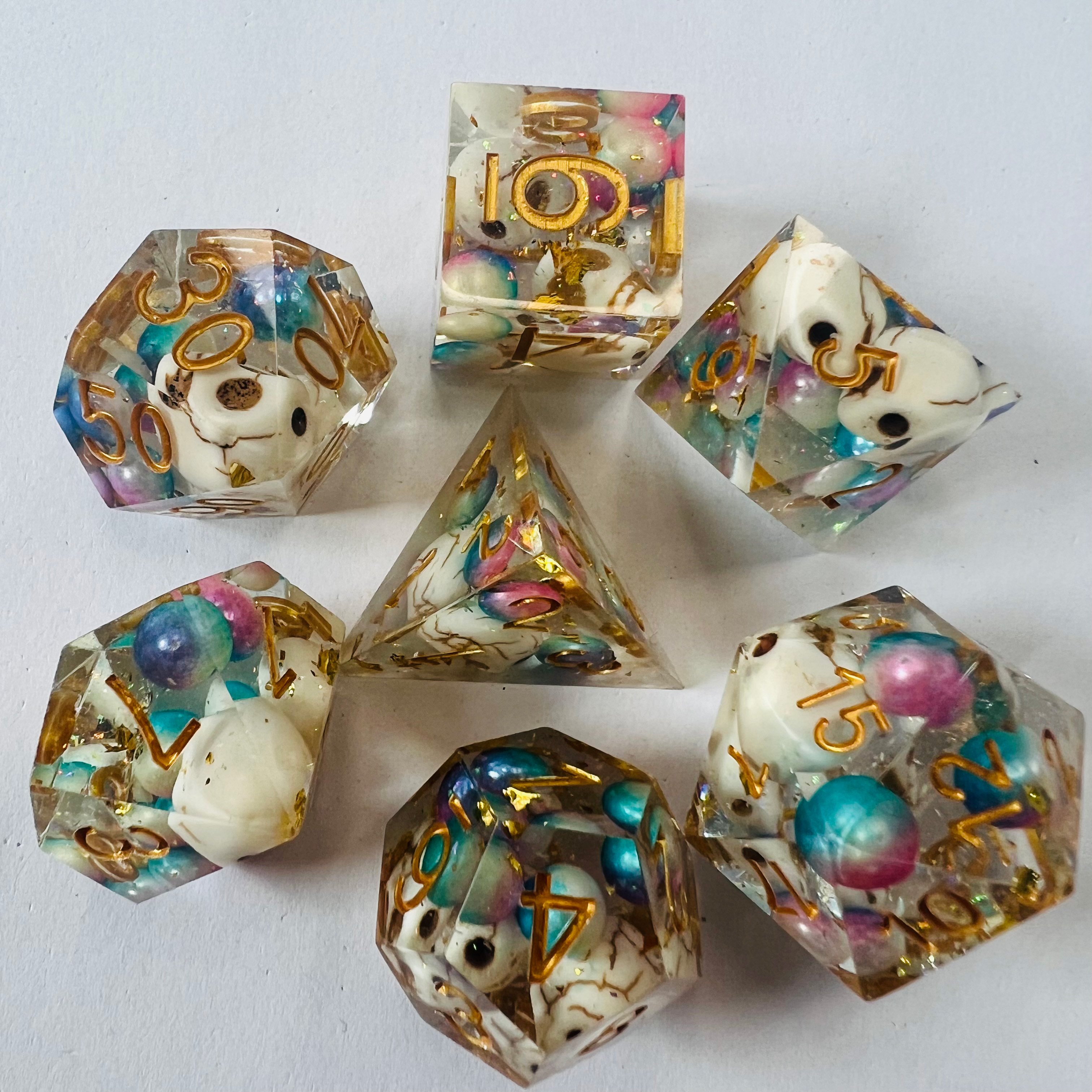 Custom Logo RPG Tabletop Board Game Dungeons And Dragons 16mm Colorful Resin DND Plastic Polyhedral Dice Set