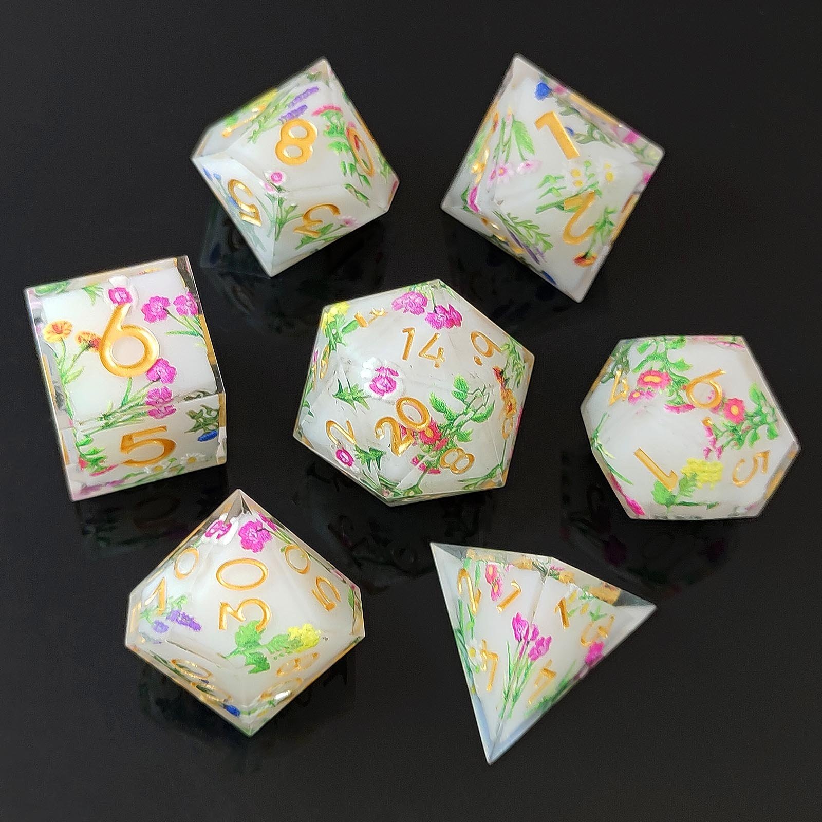 Dark Evil Flower Handmade DND Polyhedral Dice Sharp Edge Resin Dice Set for Board Game