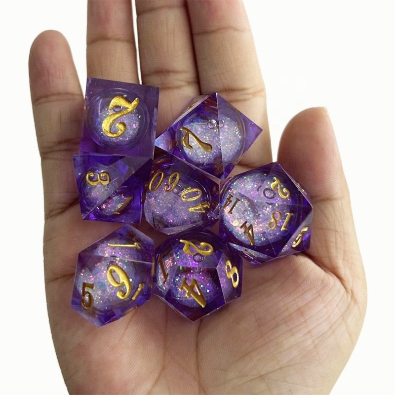 New Design Liquid Core Dice Set DND Polygonal Sharp Edge Resin Dice RPG Dungeon Checkerboard Game Custom Sharp Dice