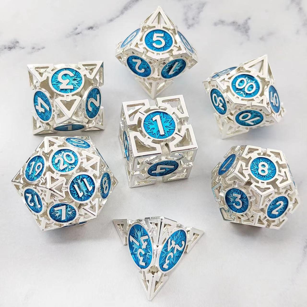 Customizable Polyhedral Metal DND Dice Set Hollow Arrow Design Multicolor Bulk RPG Board Game Dice Box New for Dungeons Dragons