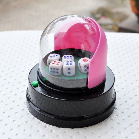 Automatic gambling dice cup battery powered