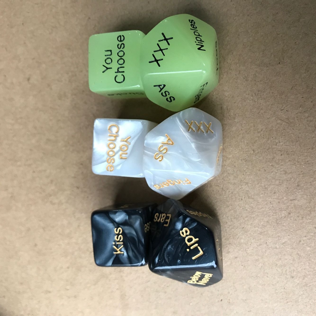 Hot Sales Sex Toy Funny Sex Dice Couples Adult Games 12 Sides Dice Erotic Craps Sex for Adult Dice Games