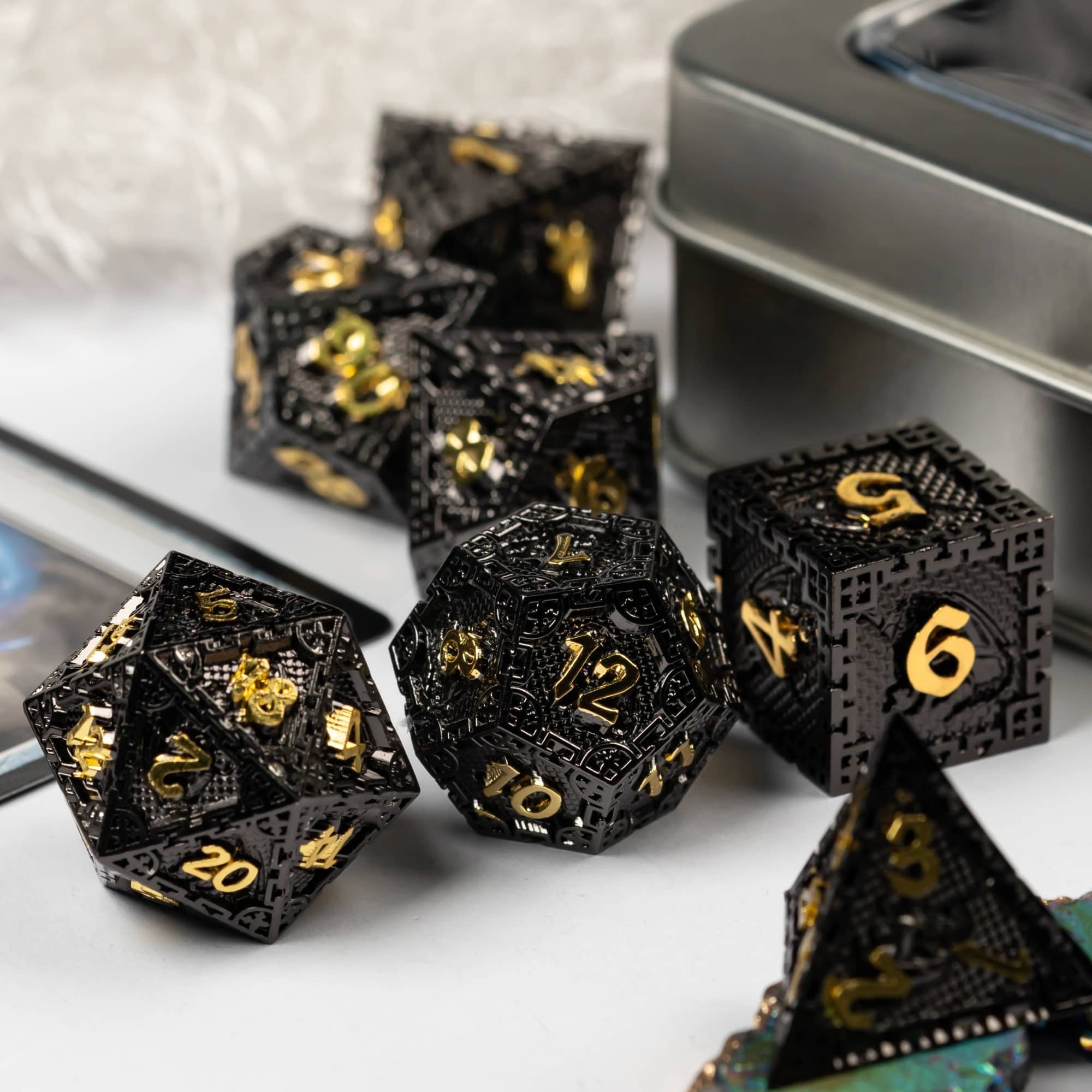 Udixi Polyhedral custom logo rpg dungeons and dragons metal dice game set Black&Gold