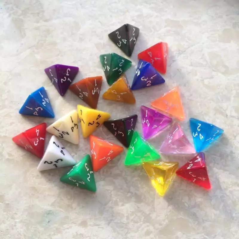 Hot selling 4-sided transparent multi-color dice two different arrangements of color dice DND game counting toys dice