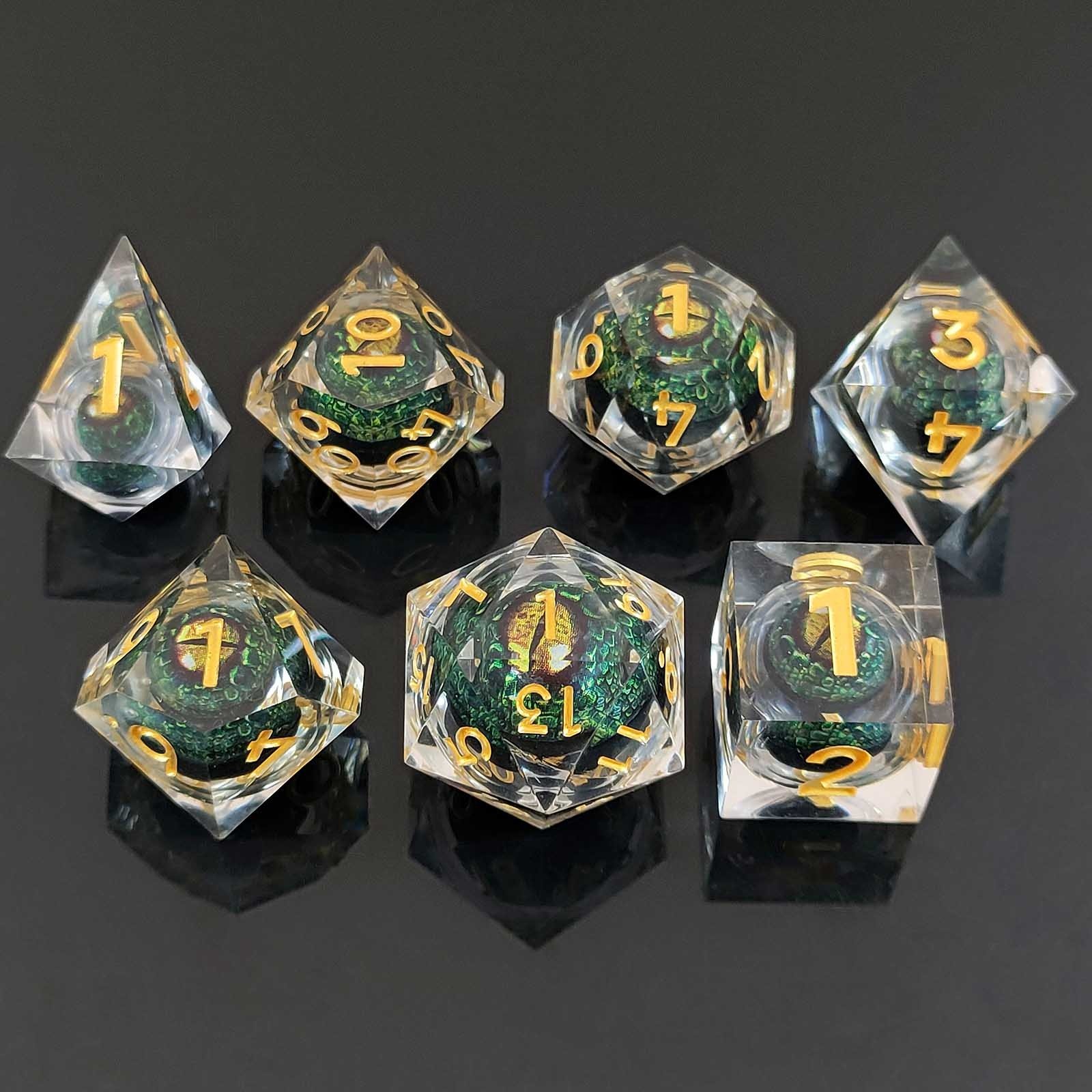 New Listing Creative Green Scaly Dragon DND Dice Sharp Edge Moving Dragon Eye Dice Set for Role Playing Game