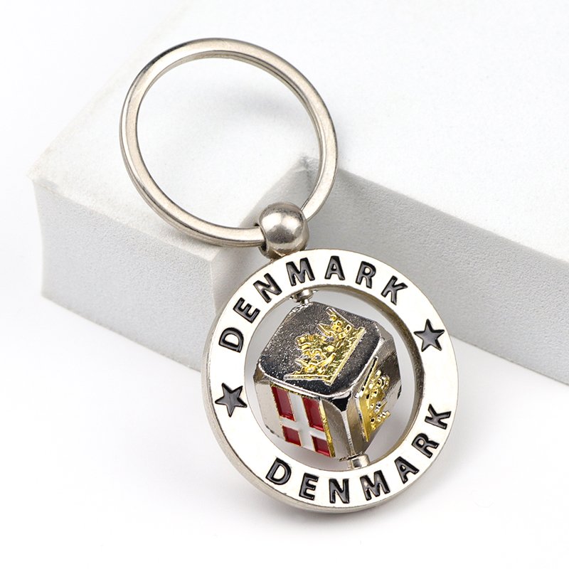 Customized Logo Embossed Souvenir Dice Shape Spinning Key Chain Metal Keychain