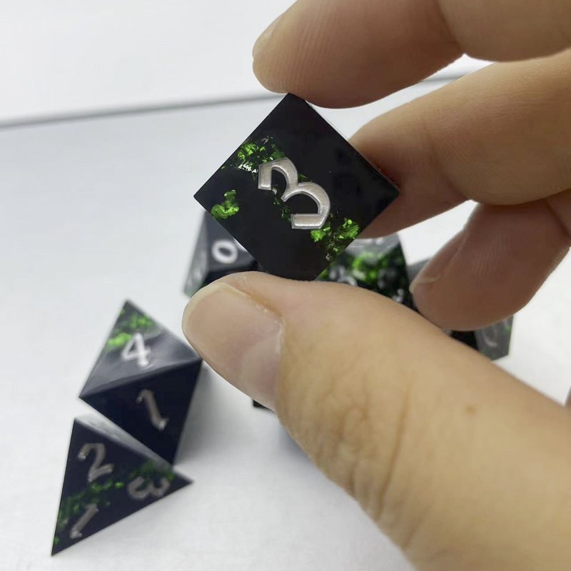 Factory Direct Polyhedral Resin Dices 7 Sharp Edge D&D Dungeons and Dragons TRPG Board Game Table Dice