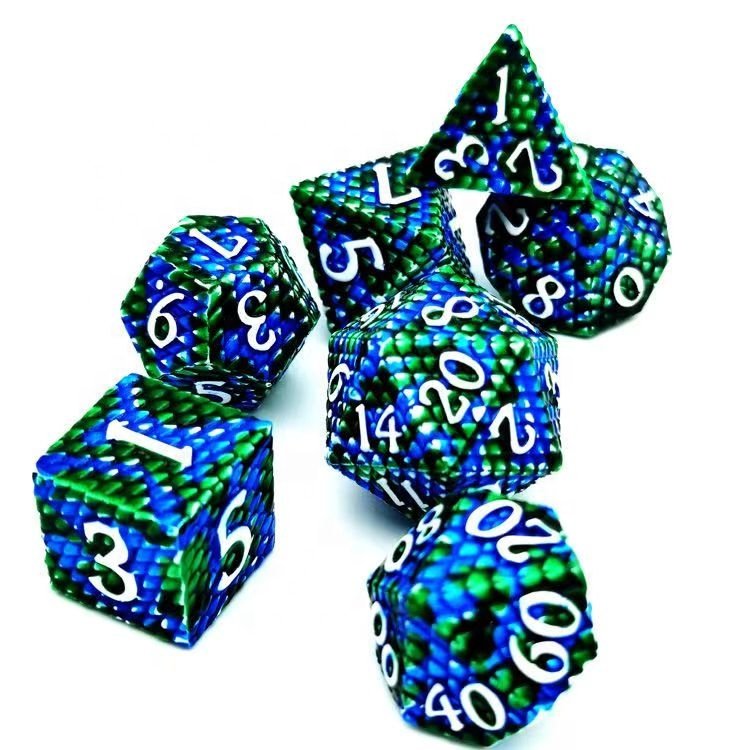 Dragon scale pattern Gold GreenDnd Metal Dice sharp dice