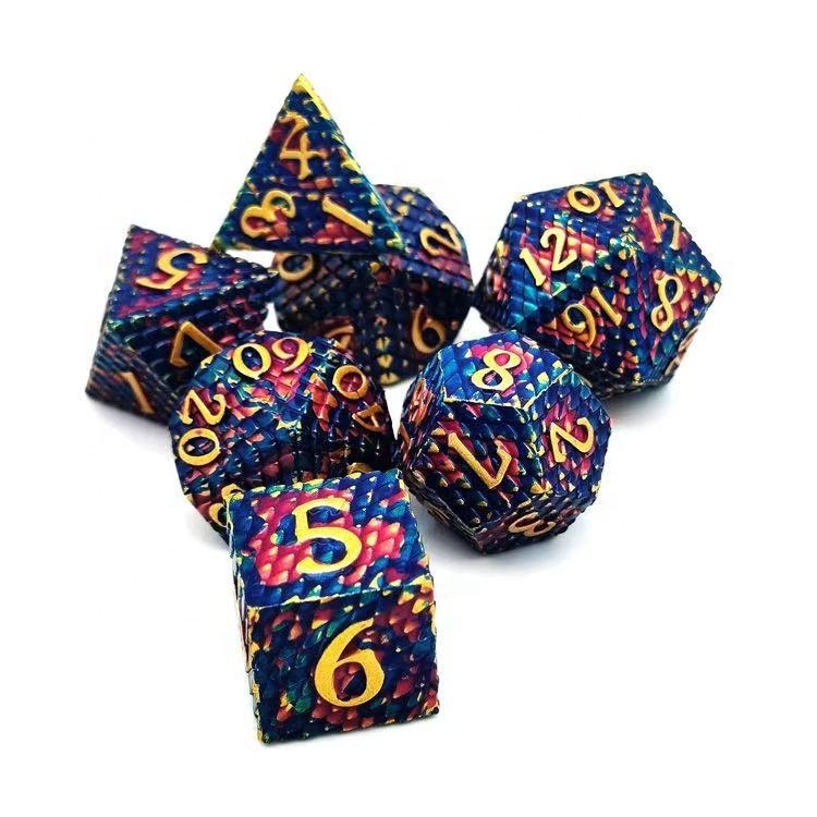 Dragon scale pattern Gold GreenDnd Metal Dice sharp dice