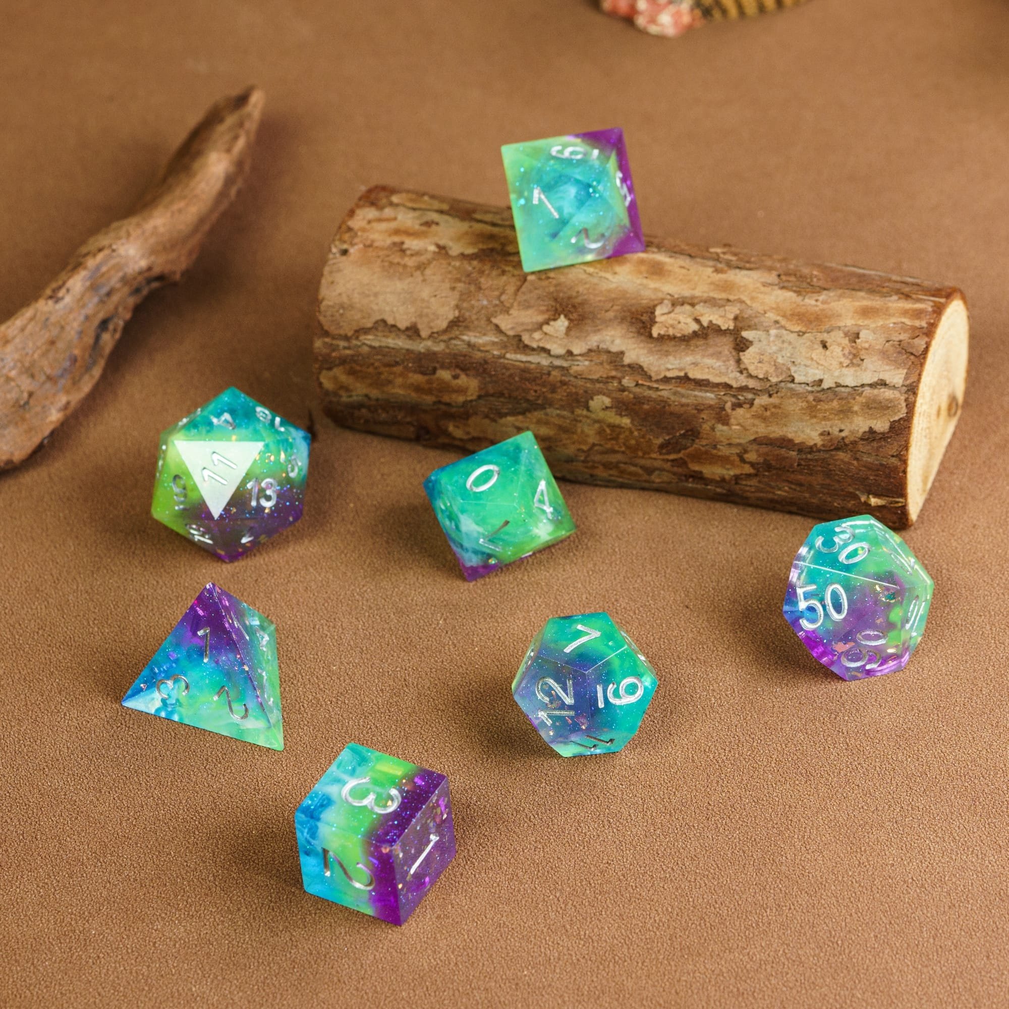 Udixi Custom Handmade Transparent Colorful Glitter Dice Dungeons and Dragons role play games DND rpg board game Dice Set