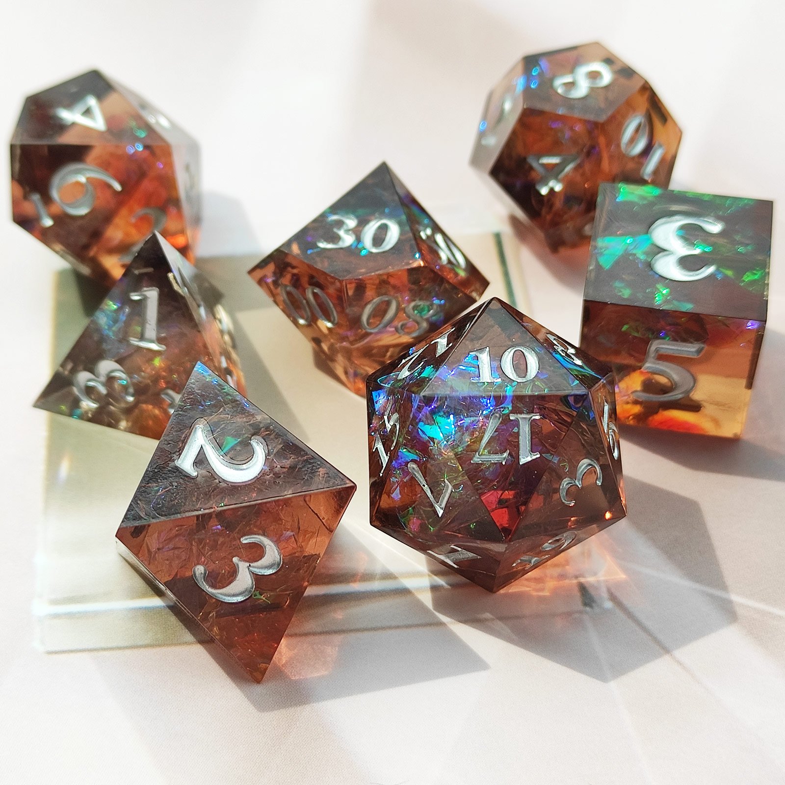 Skull christmas dice D&D RPG D20 D6 Polyhedral Game Pathfinder dungeons and dragons DND Dice Set Sharp Edge Resin Dice Custom