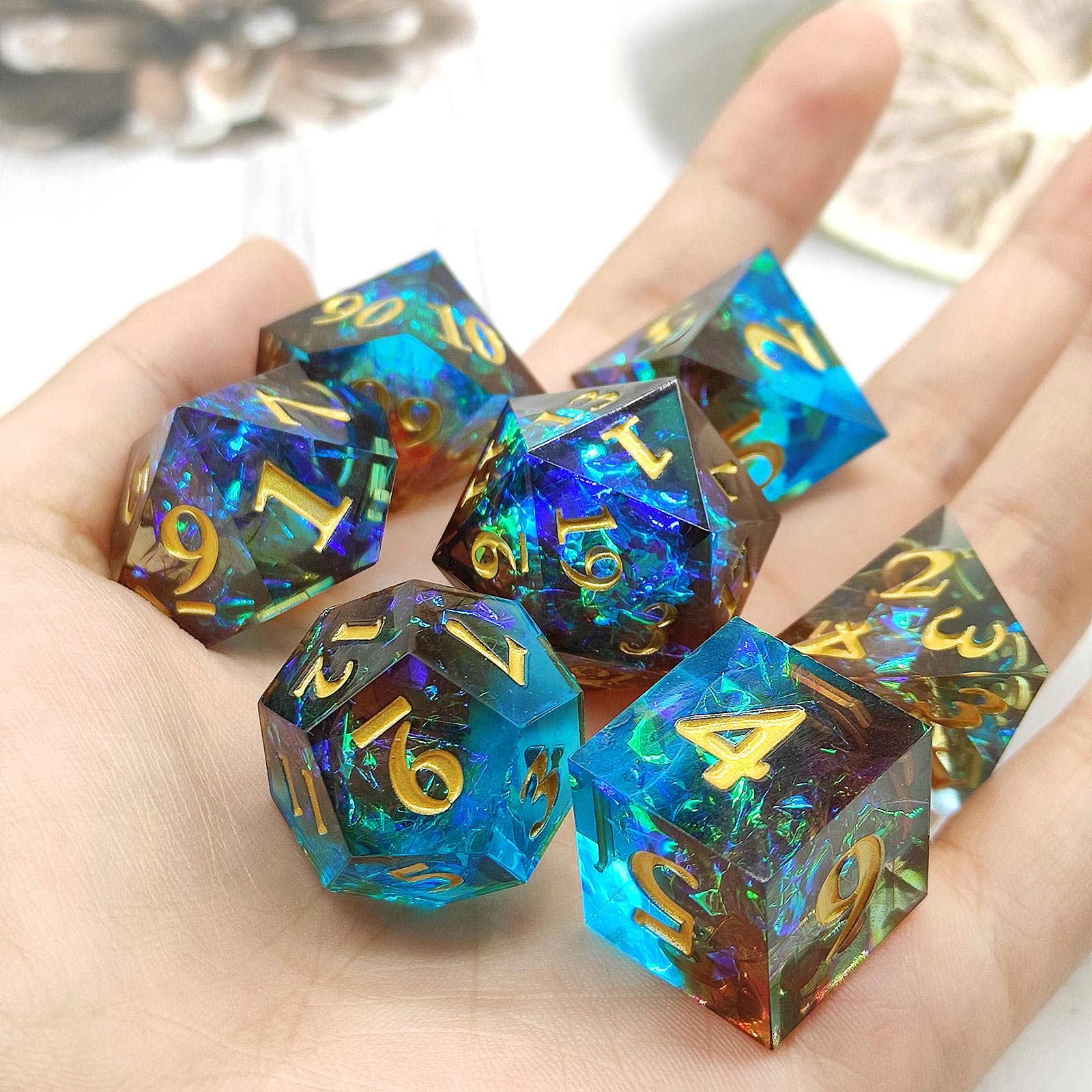 Skull christmas dice D&D RPG D20 D6 Polyhedral Game Pathfinder dungeons and dragons DND Dice Set Sharp Edge Resin Dice Custom