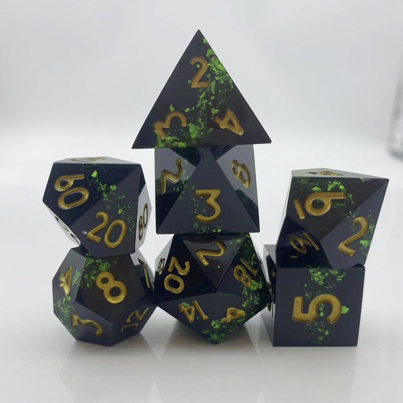 Customizable 7-Piece Polyhedral RPG Dice Set Sharp Edge Resin Material for Dungeons Dragons and Other Board Games DND