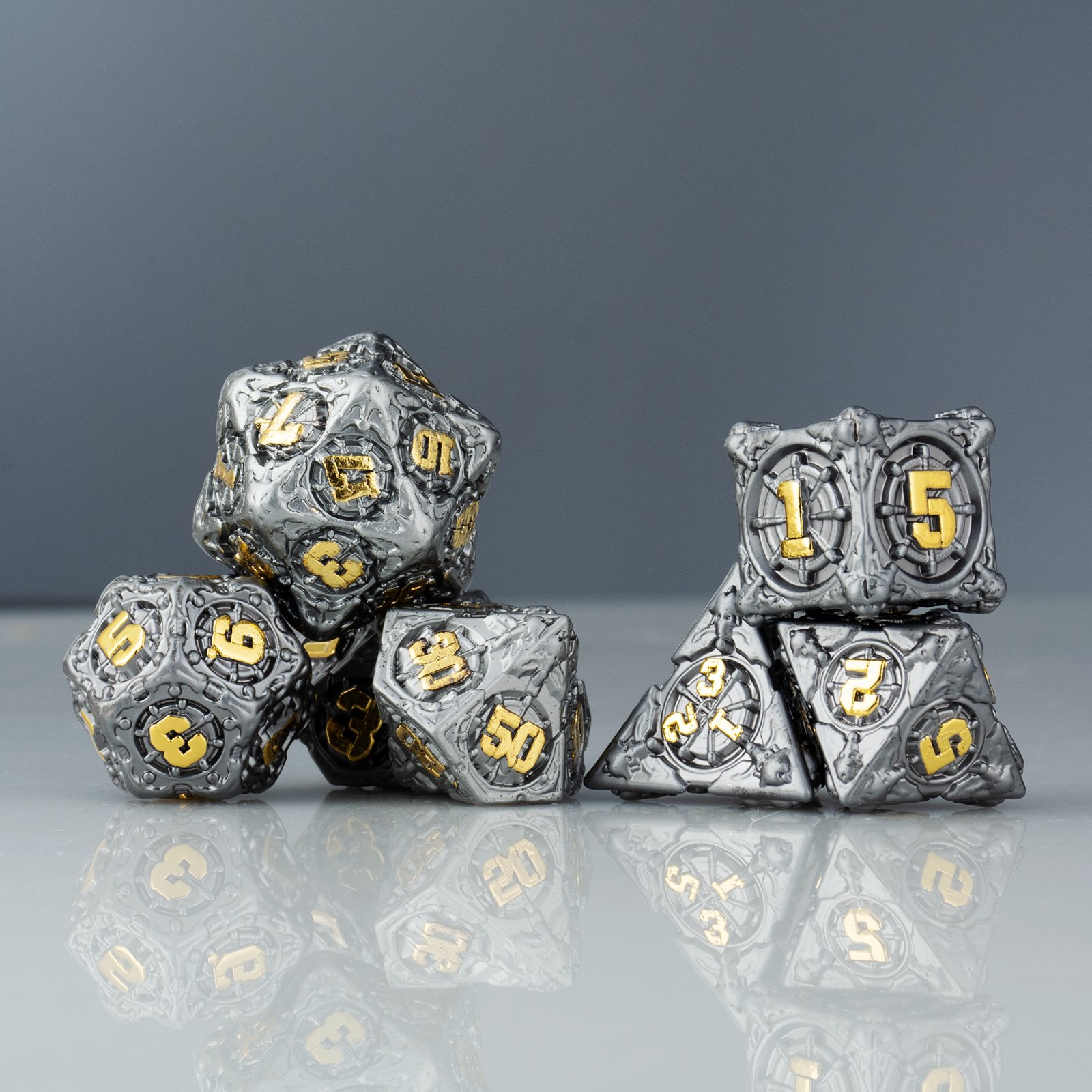Custom DND Dice Set Wholesale Solid Metal Dice 7-Piece RPG Dice Game, Suitable for D&D Dragons and Dungeons