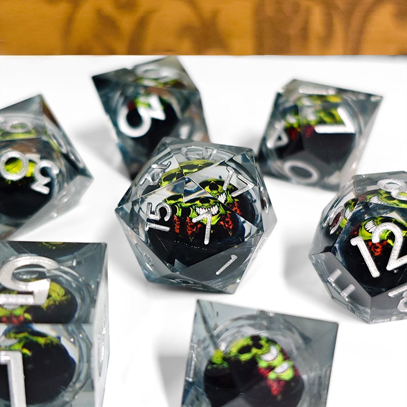 New Style Liquid Core Sharp Edge Resin Polyhedral Dice Dnd Rpg Dungeons And DragonsHigh Quality Dice Set For Role-playing