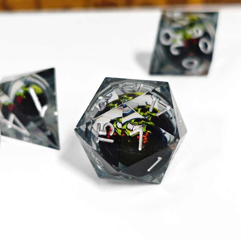 New Style Liquid Core Sharp Edge Resin Polyhedral Dice Dnd Rpg Dungeons And DragonsHigh Quality Dice Set For Role-playing
