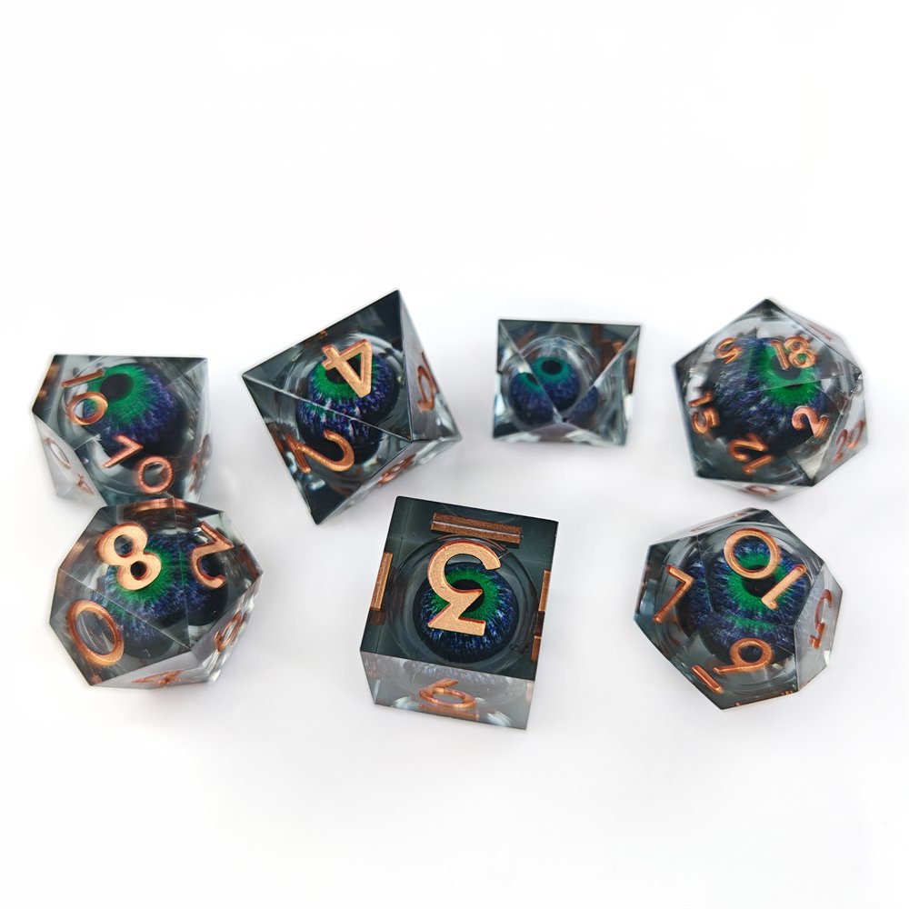 Movable Dragon Eye Ball Liquid Core Dice Set 7pcs RPG Dragons and Dungeons Game Dice Polyhedral Sharp Edge Resin DND Dice Set