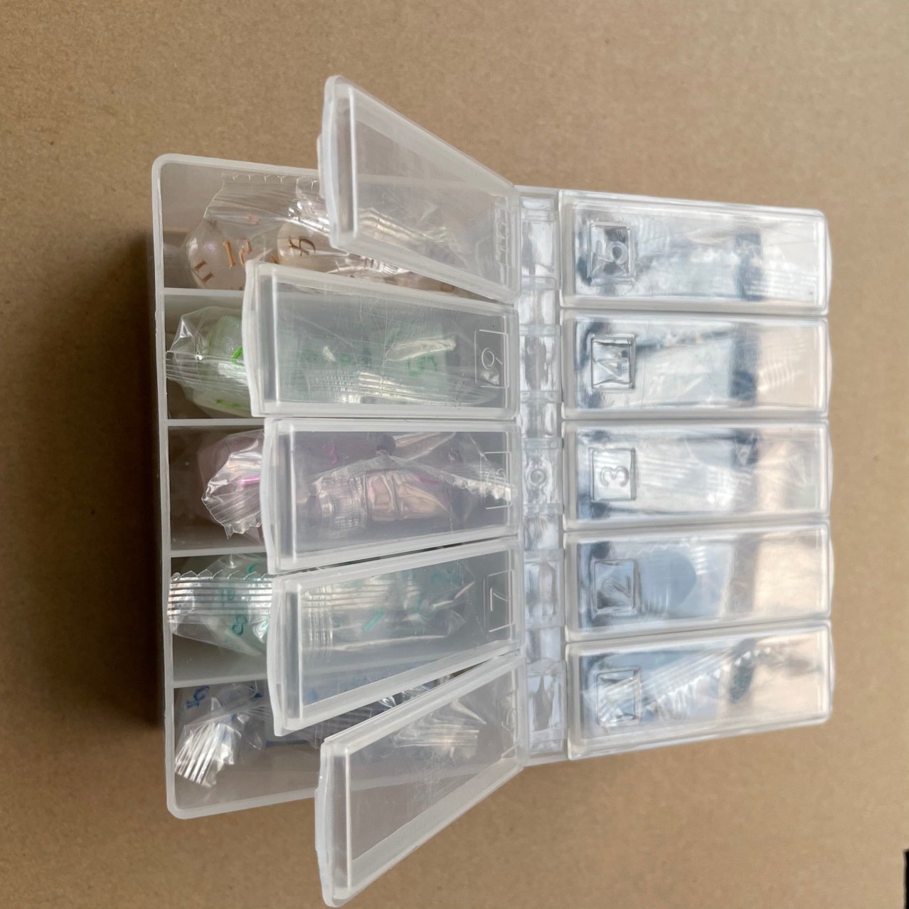 Wholesale 10set TTRPG Rgp Dungeons And Dragons Board Games black dnd dice set custom dice set with box