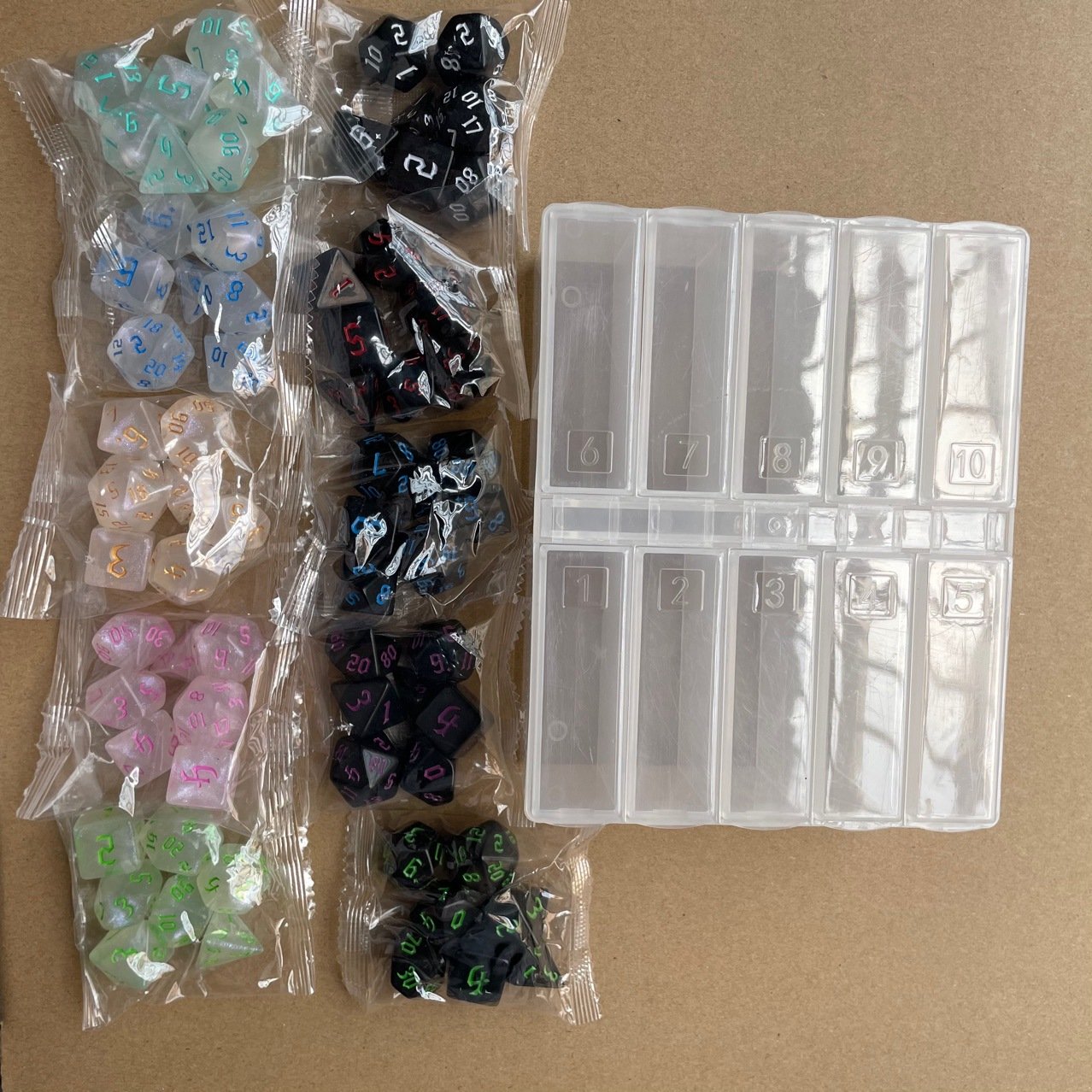 Wholesale 10set TTRPG Rgp Dungeons And Dragons Board Games black dnd dice set custom dice set with box