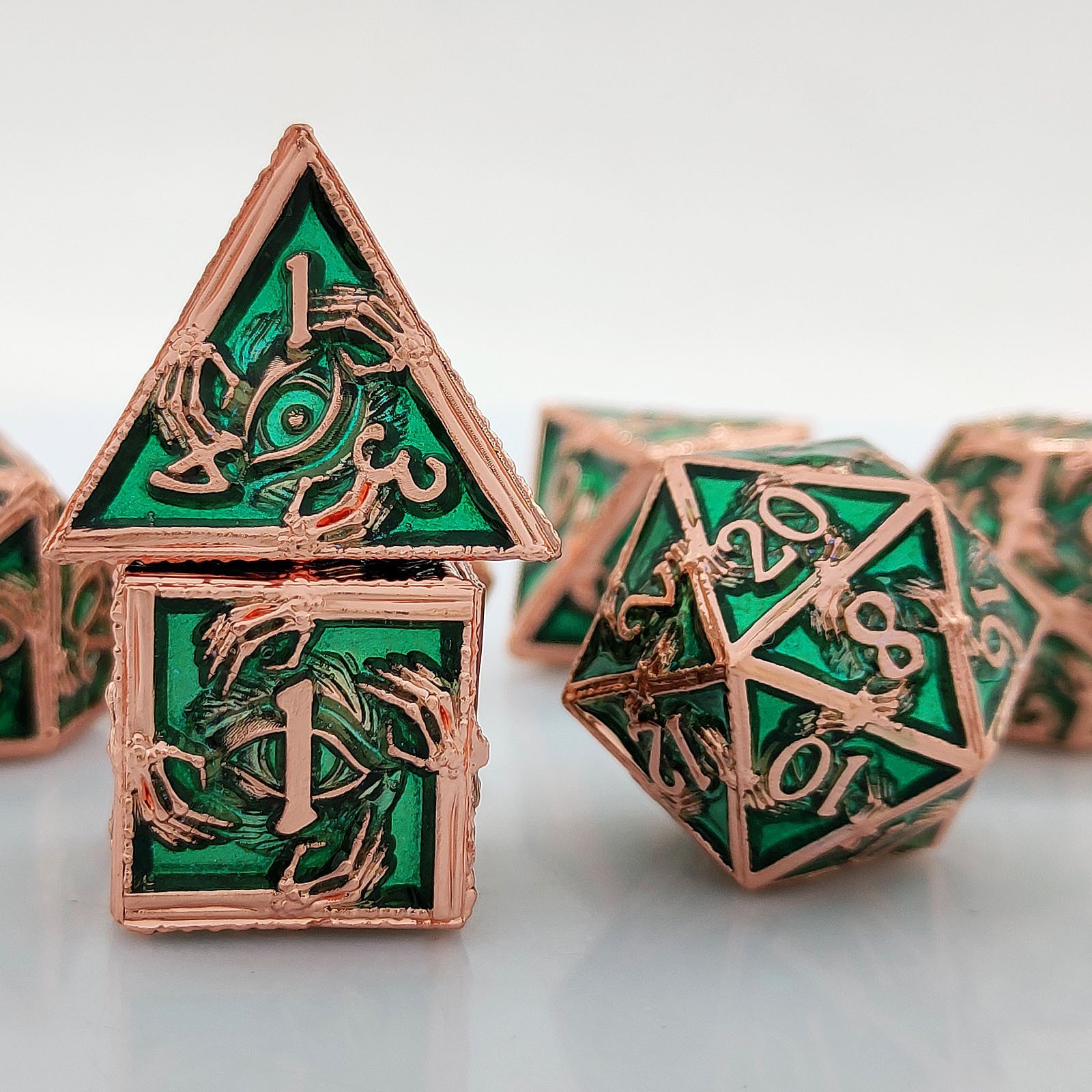 Metal Dice Set D&D,7 PCS Dragon Scale Metallic DND Dice Set,Dragon Eye Metal Dice with Gift Metal for Dunon and Dragon Tabletop