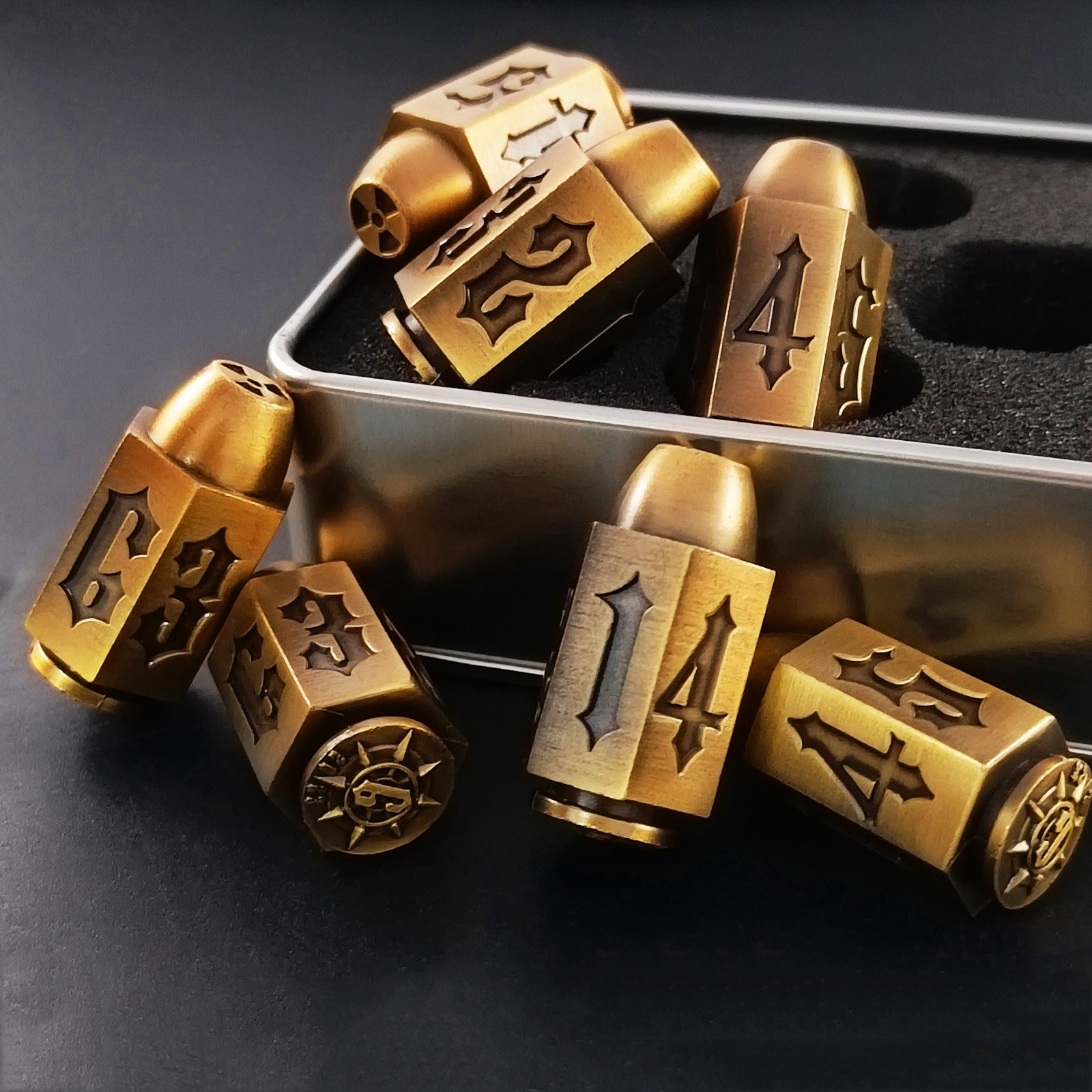 Dungeons & Dragons gold glitter polyhedral zinc alloy DND RPG 1 dice set board game dice style colorful single metal dice
