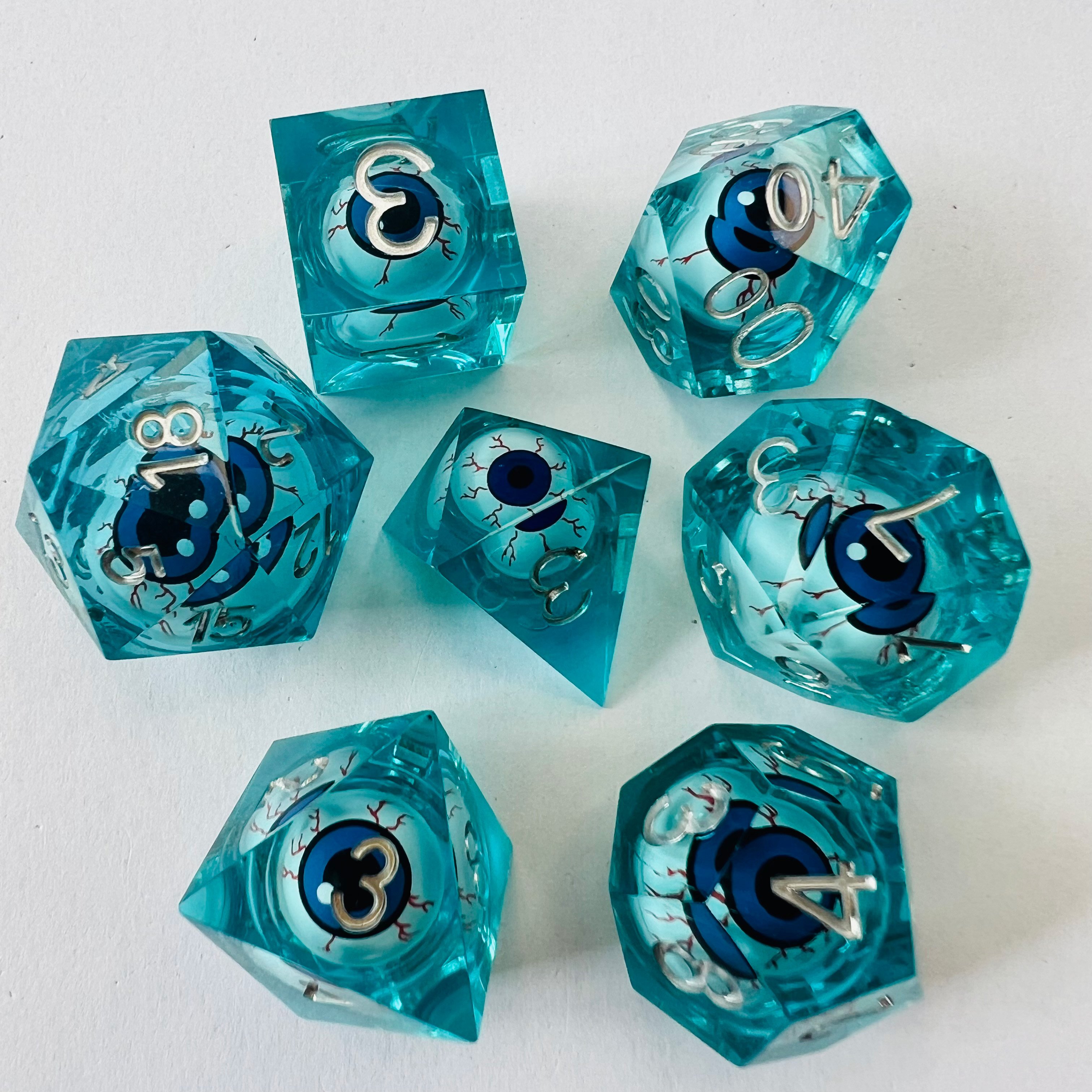 Custom Logo Resin Polyhedral 16Mm Demon Eye Moving Dungeons and Dragons Role Playing Table Games Moving Dragon Eye Dice Product