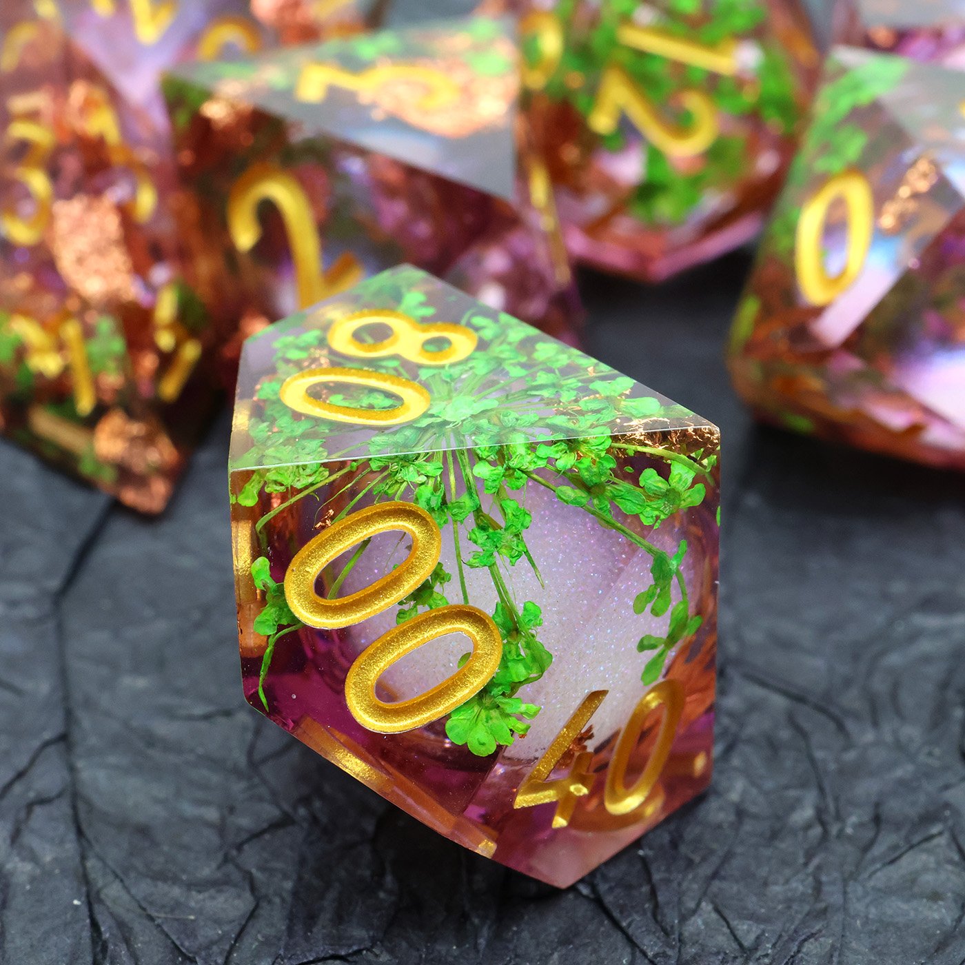 Sharp Edge Resin DND Dice Set,Quicksand Glitter Liquid Core Dungeons and Dragons Dice Set,7 Pcs Polyhedral RPG Role Playing Dice