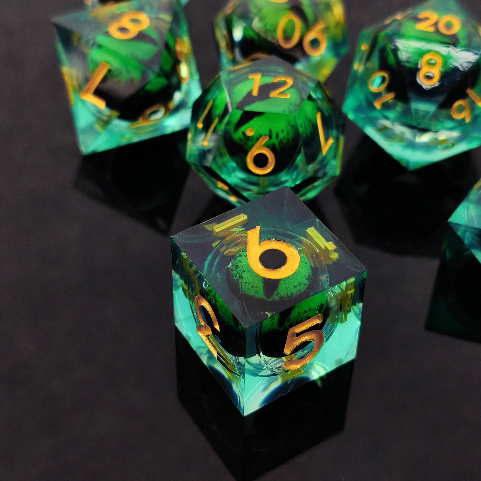 DND Liquid Clear Dragon Eye Resin Core Dice Accessories Personalized Gifts Troll Eyeball Dice
