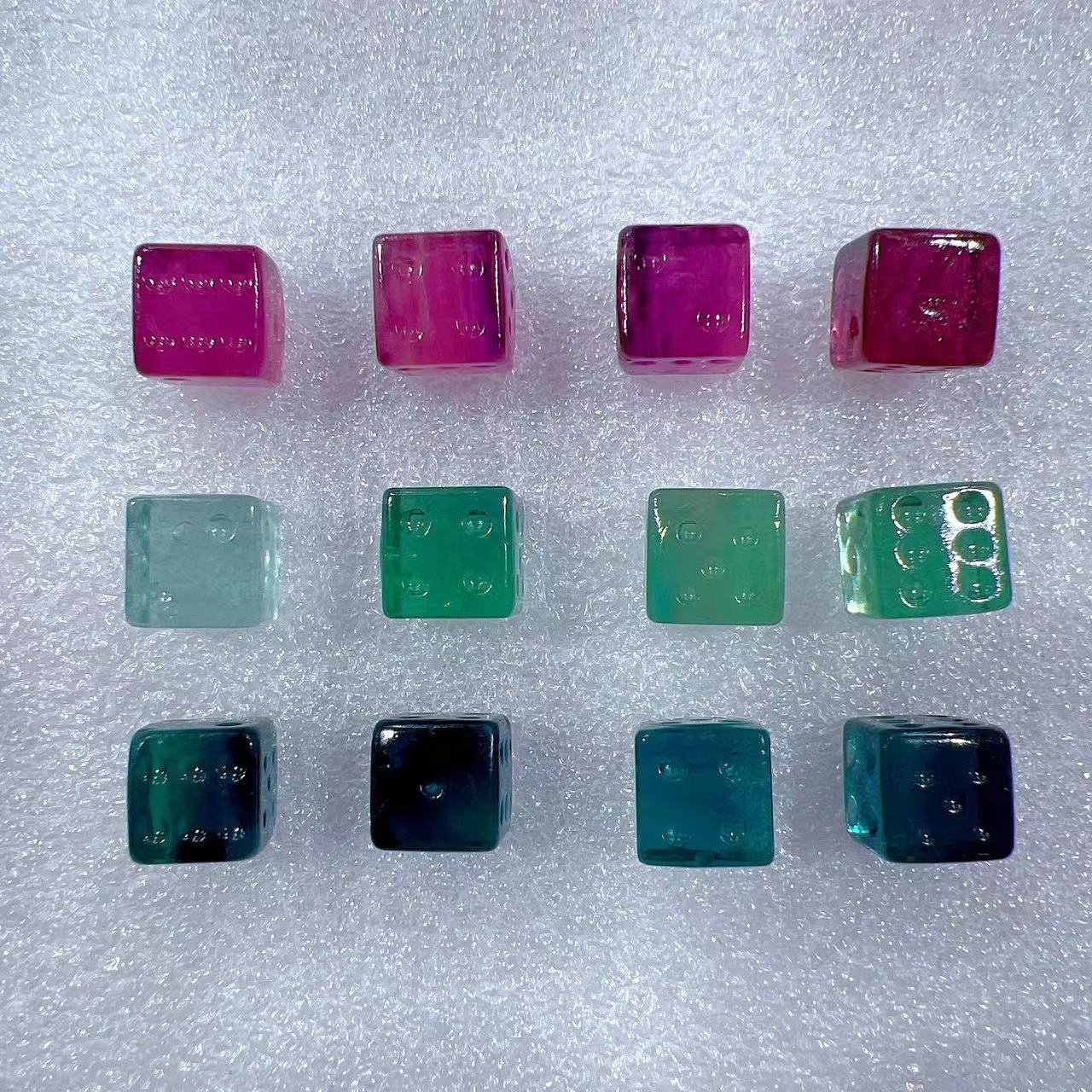 Factory Price Wholesale Bulk Crystal Crafts Natural Rainbow Fluorite Cube Dice For Bar Night Promotional Gift