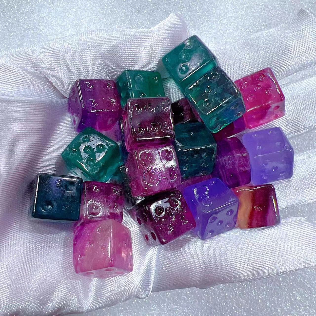 Factory Price Wholesale Bulk Crystal Crafts Natural Rainbow Fluorite Cube Dice For Bar Night Promotional Gift