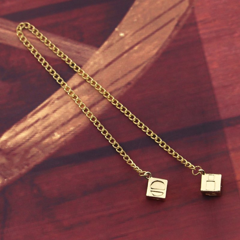 The Last Jedi Han Solo Lucky Dice Prop Gold Color Smugglers Dice/Cube Charm Movie Car Jewelry Keychain Gift