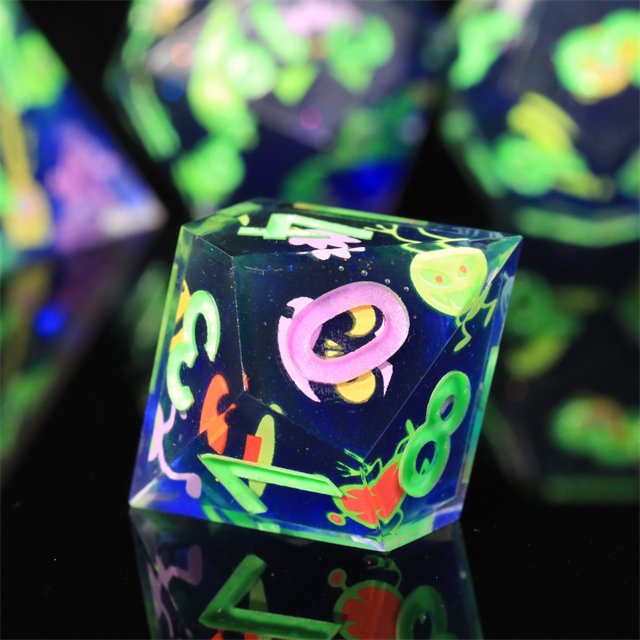 MINI PLANET Handmade Halloween Resin Dragon Dungeon DND RPG Dice Set Sharp Edges Polyhedral Board Game Dice Custom Halloween