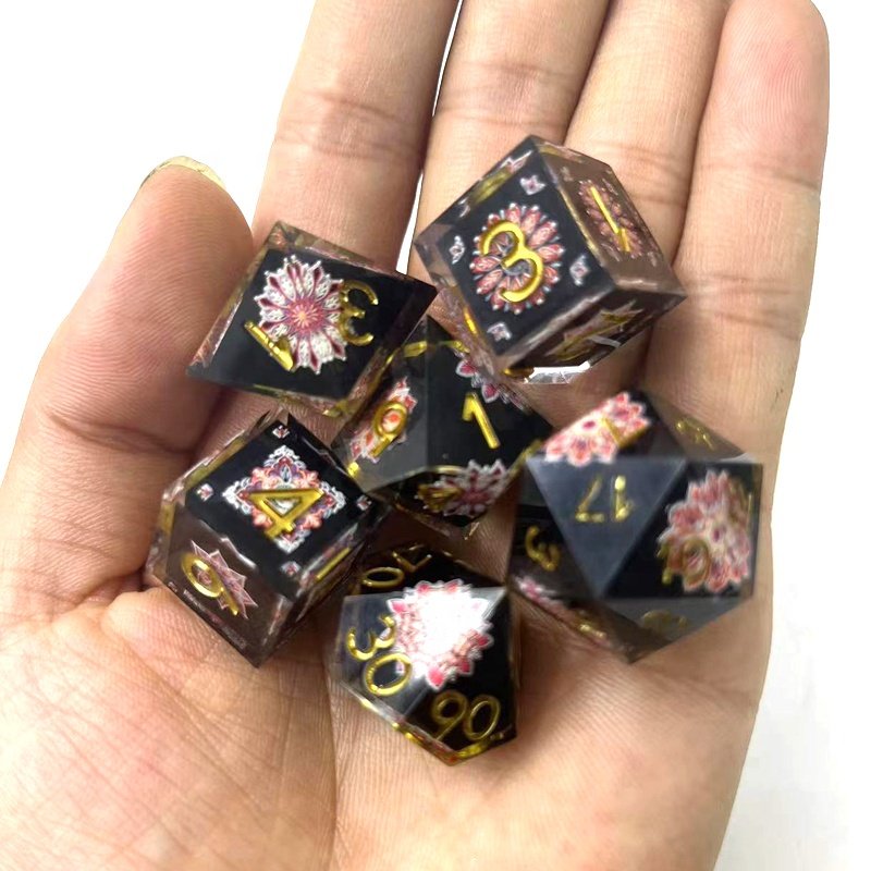 Resin polyhedron RPG dice custom dnd set sharp edge dragon with dungeon board game dice