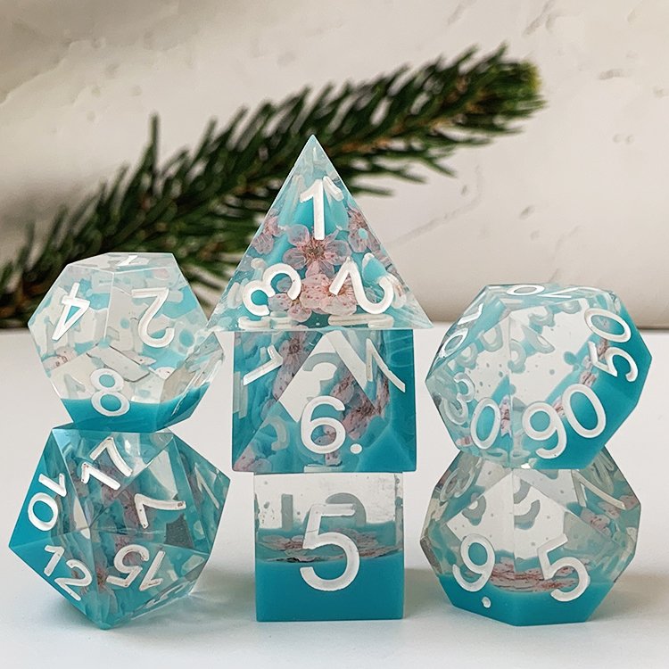 In Stock Liquid Heart Filled Core Multicolor High Quality Acrylic Playing Game Engraved D20 Dice Sharp Edge