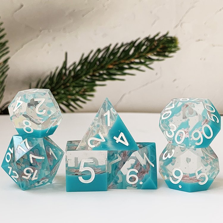 In Stock Liquid Heart Filled Core Multicolor High Quality Acrylic Playing Game Engraved D20 Dice Sharp Edge