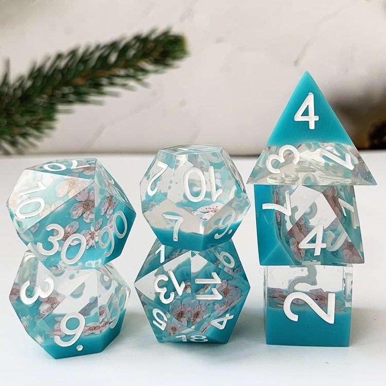 In Stock Liquid Heart Filled Core Multicolor High Quality Acrylic Playing Game Engraved D20 Dice Sharp Edge