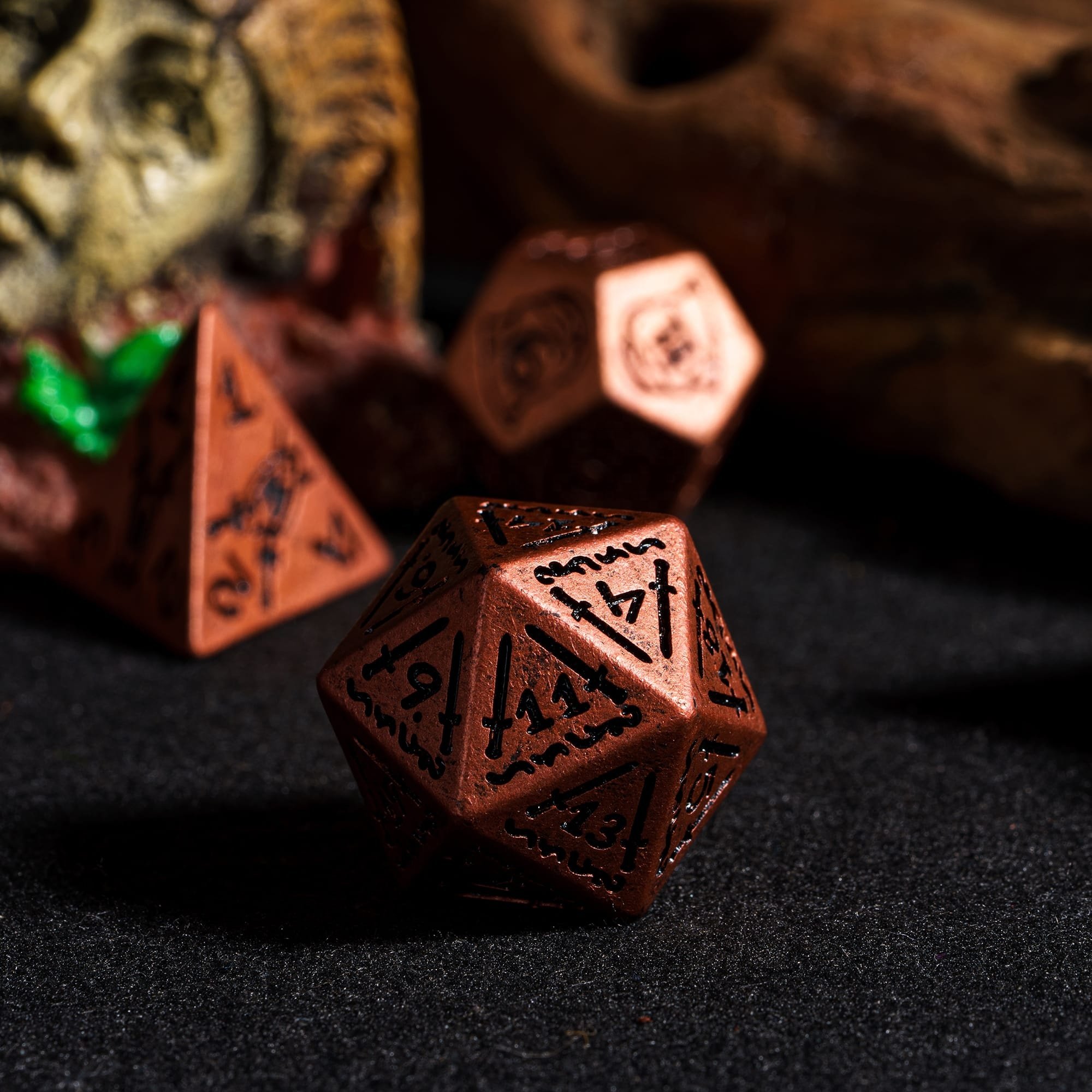 Udixi Custom Resin Ancient Fighter Pattern Resin Dice Dungeons and Dragons DND role-playing game RPG board game Dice Set