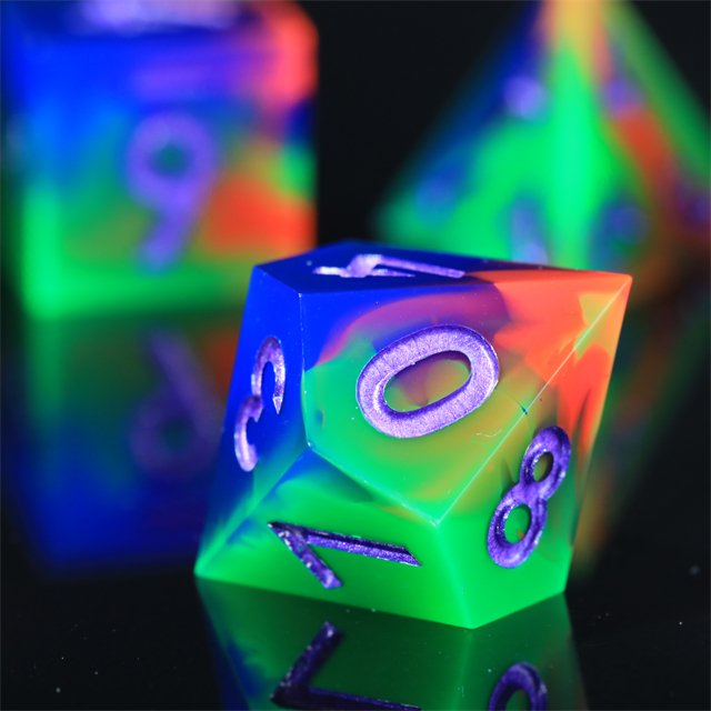 Mini Planet Dragon and Dungeon Custom dnd Dice Resin Polyhedral DND 7pcs Set Sharp Edges Dice RPG board role-playing games Dice