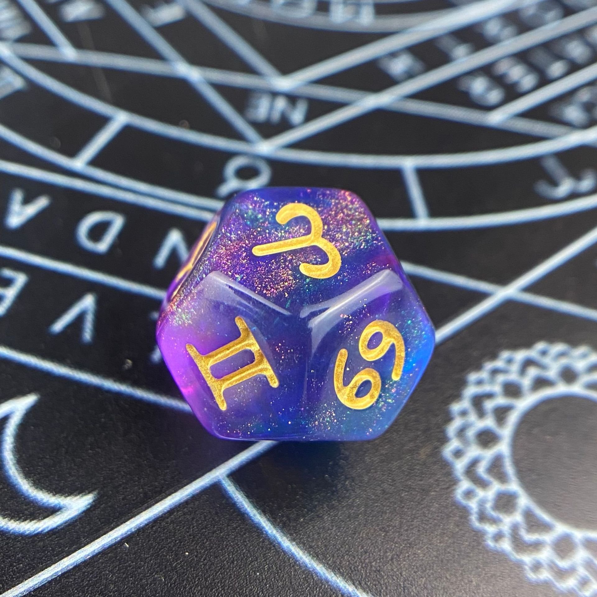 DND rpg Dungeons and Dragons acrylic custom polyhedral 20 sides double multi colors plastic dice sets