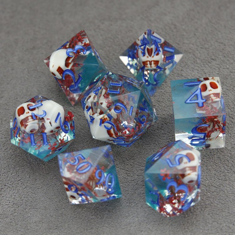 Wholesale Sharp Resin Skull Dice Set Custom Logo For Free